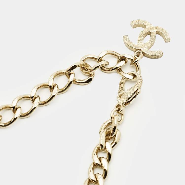 مملوكة مسبقًا Chanel CC Crystals Gold Tone Necklace