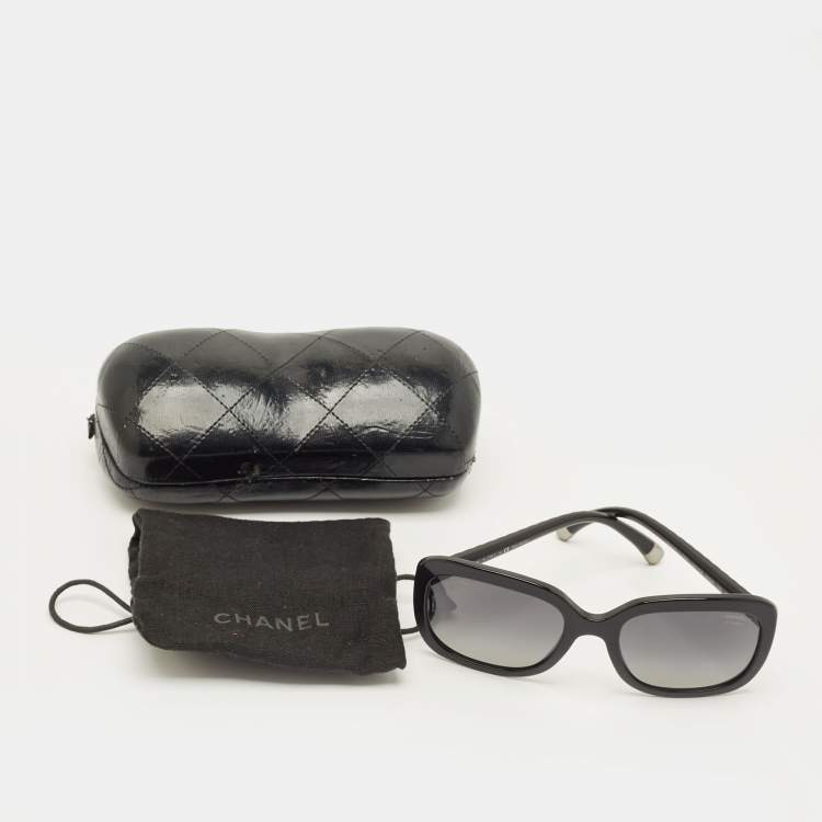 Pre Owned نظارة شمسية شانيل 5329 CC مربعة مستقطبة بتدرج اللون الأسود