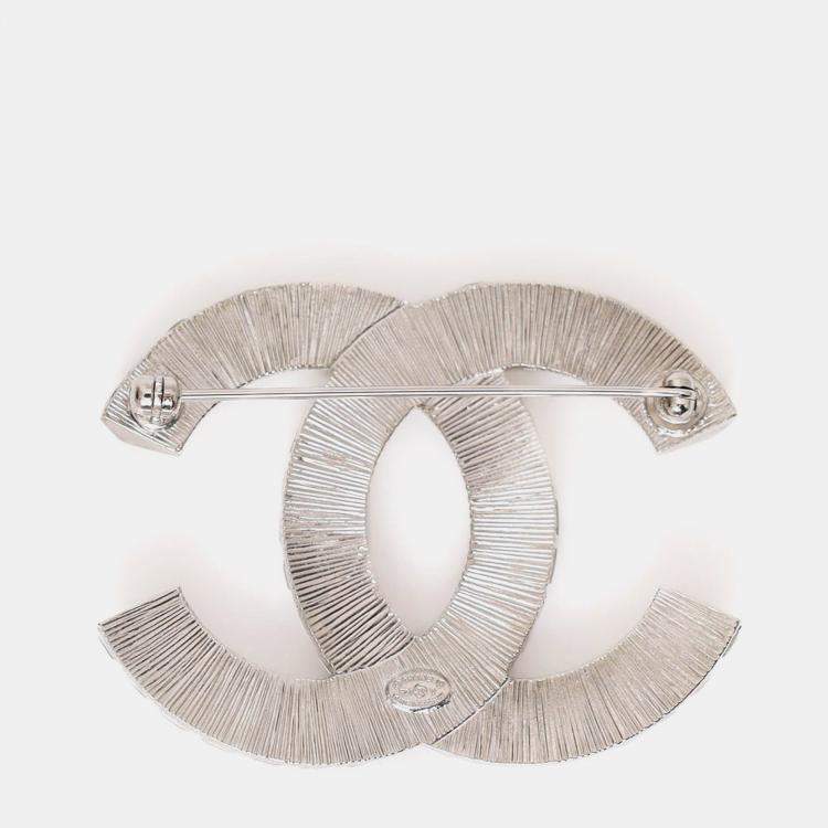 Pre Owned Chanel Silver Tone Crystal Embellished CC Brooch