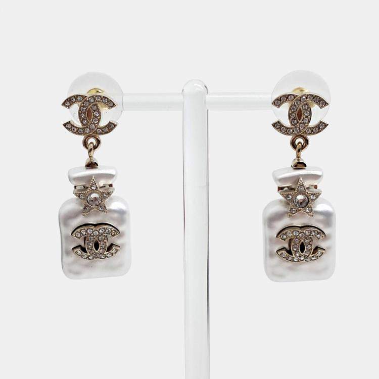 Pre Owned Chanel Gold Tone Metal Earrings