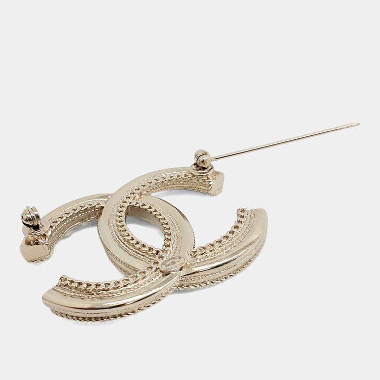 Pre Owned Chanel logo brooch