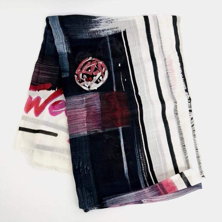 Pre Owned Chanel Multicolor cashmere muffler