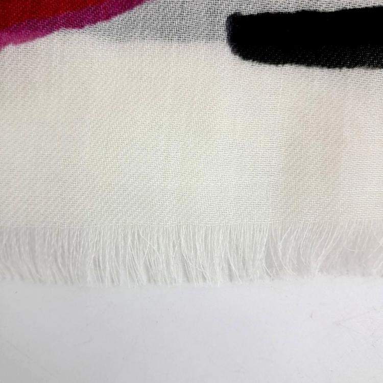 Pre Owned Chanel Multicolor cashmere muffler