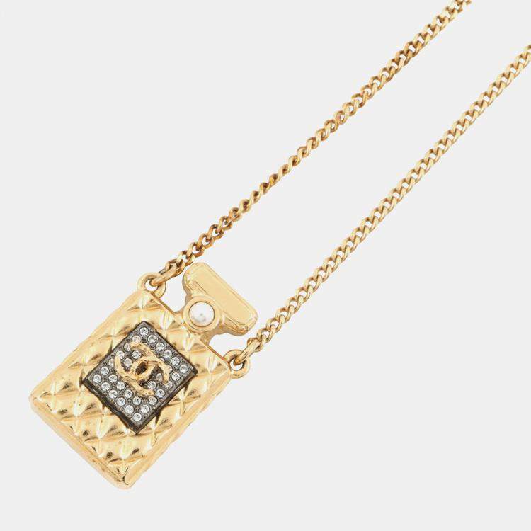 Pre Owned Chanel Cc Logo Perfume Bottle Motif Necklace Gold Plated Rhinestone Faux Pearl