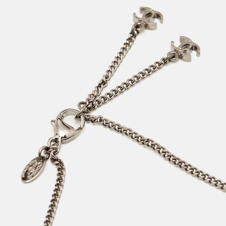 Pre Owned Chanel Faux Pearl Gunmetal Tone Pendant Necklace 