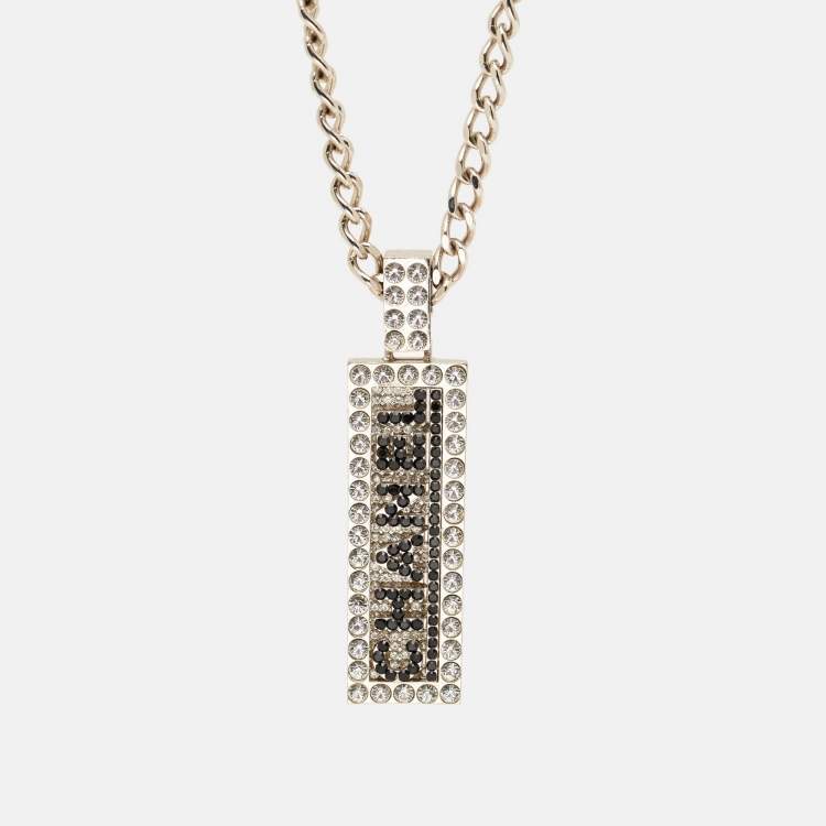 مملوكة مسبقًا Chanel Logo Crystal Silver Tone Pendant Necklace