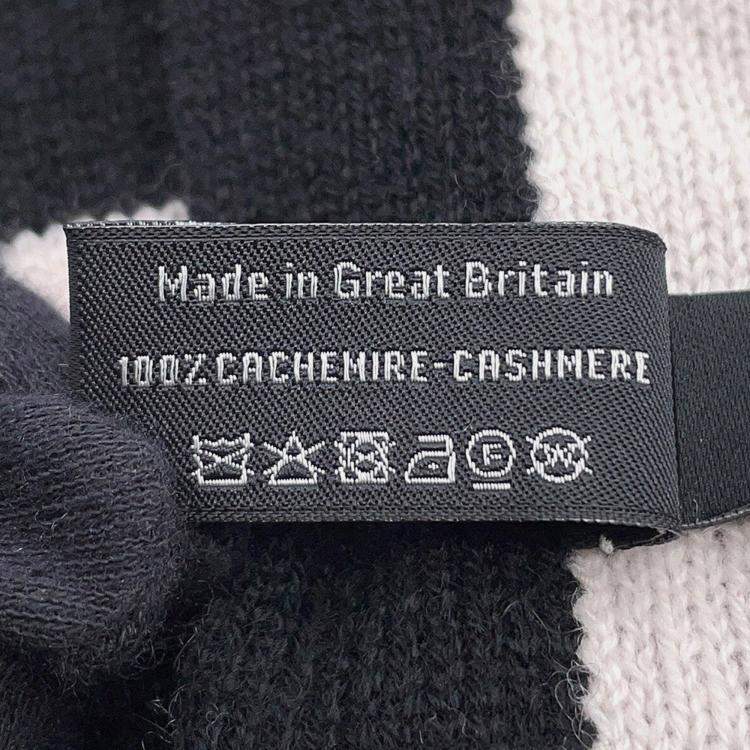 Pre Owned Chanel Cc Logo Large Scarf Black/White/Pink  