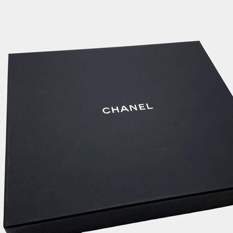 Pre Owned Chanel Cc Logo Large Scarf Black/White/Pink  