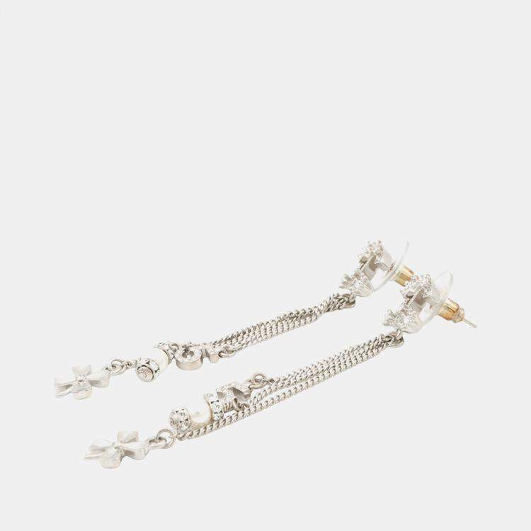 Pre Owned Chanel Cc Logo No5 Faux Pearl Clover Earrings Silver Metal Rhinestone Faux Pearl