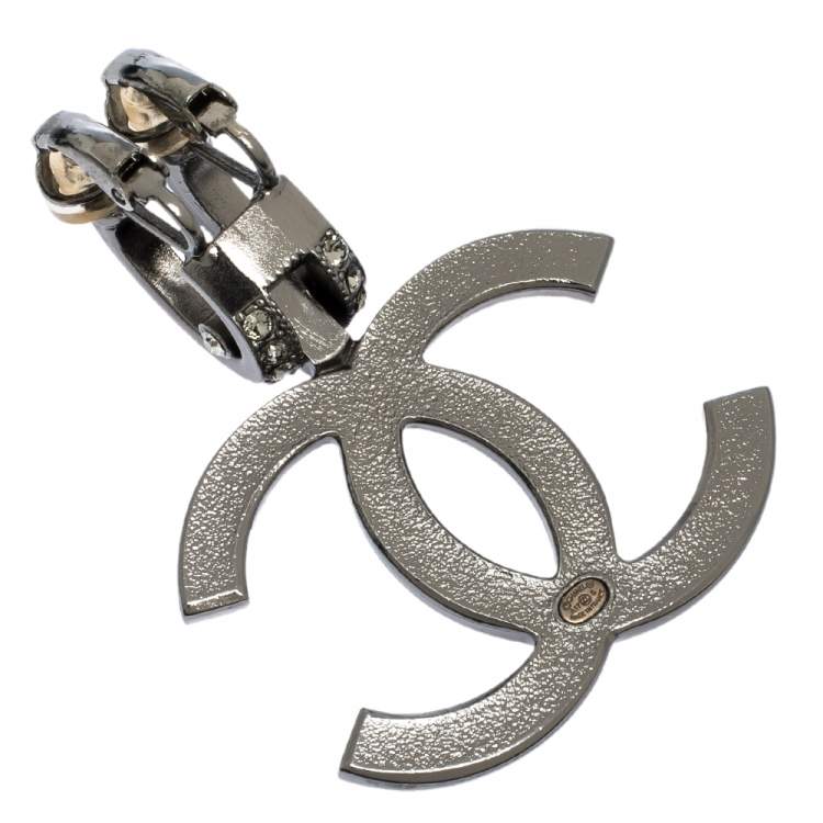 Chanel Crystal Gunmetal Tone Single Clip-on Drop Earring Chanel | The ...
