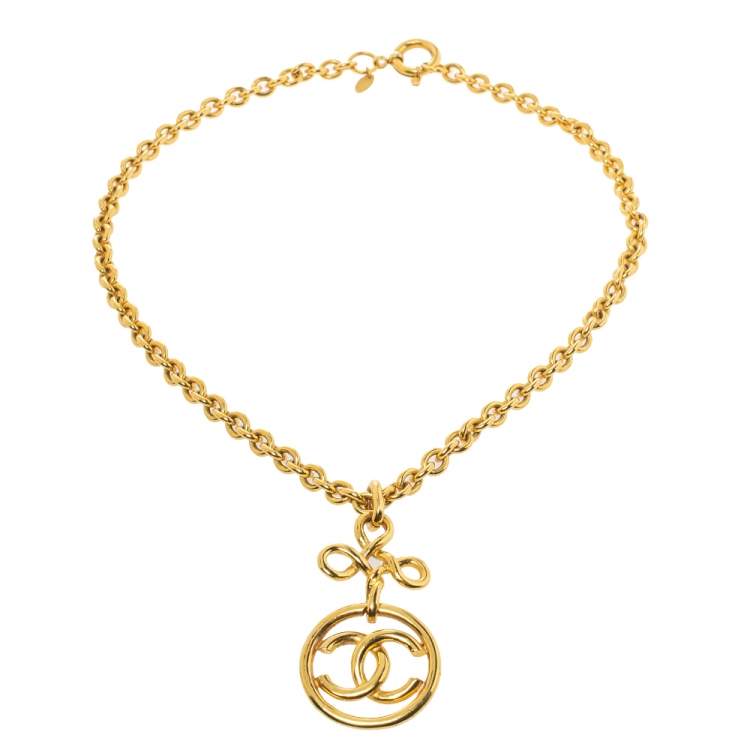 Chanel CC Vintage Gold Plated Long Pendant Necklace Chanel