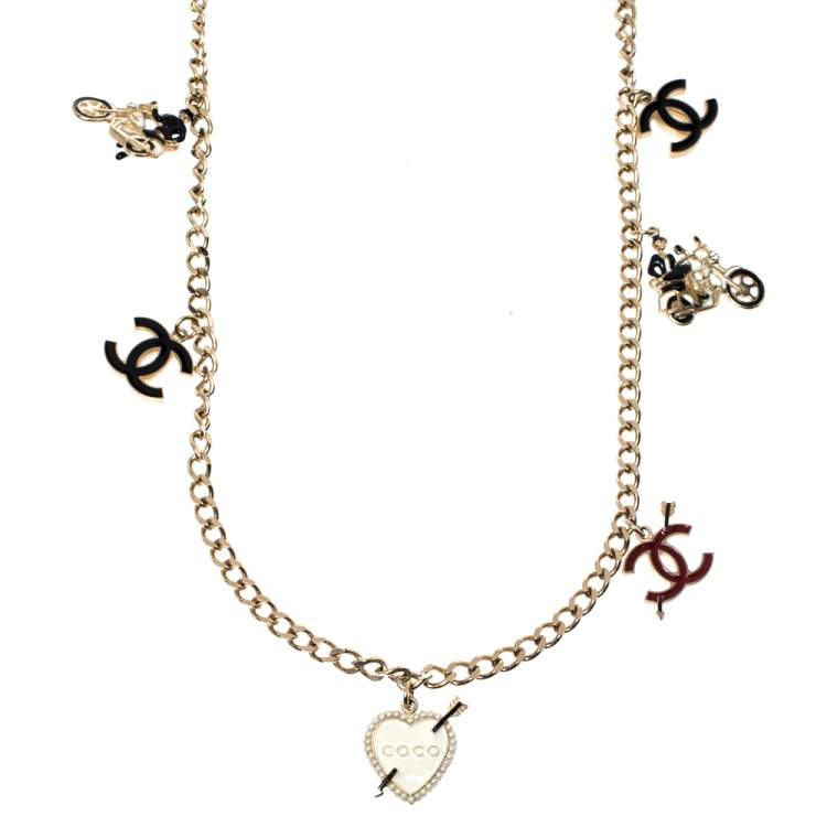 The Ever Fashionable Eiffel Tower  Chanel  Chanel necklace Chanel  jewelry Pearl jewelry design