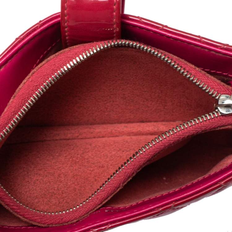 Pre Owned Chanel Fuchsia Quilted Patent Leather CC Phone Holder Clutch