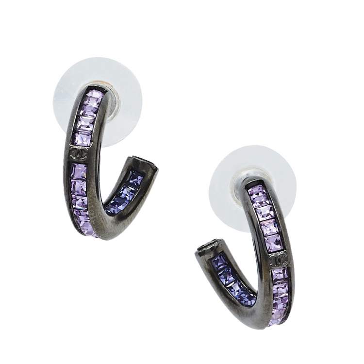 Pre Owned Chanel Black Tone Metal Purple Crystal Baguette CC Hoop Earrings