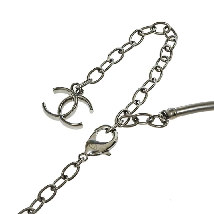 Pre Owned Chanel Gunmetal Tone No. 5 Pendant Choker Necklace 