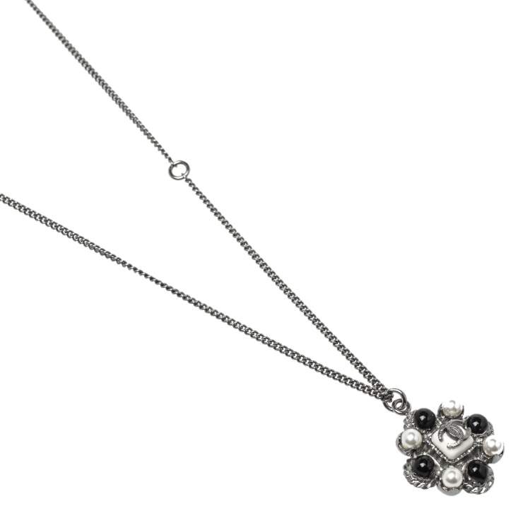 Pre Owned Chanel Dark Silver Tone Faux Pearl CC Pendant Necklace