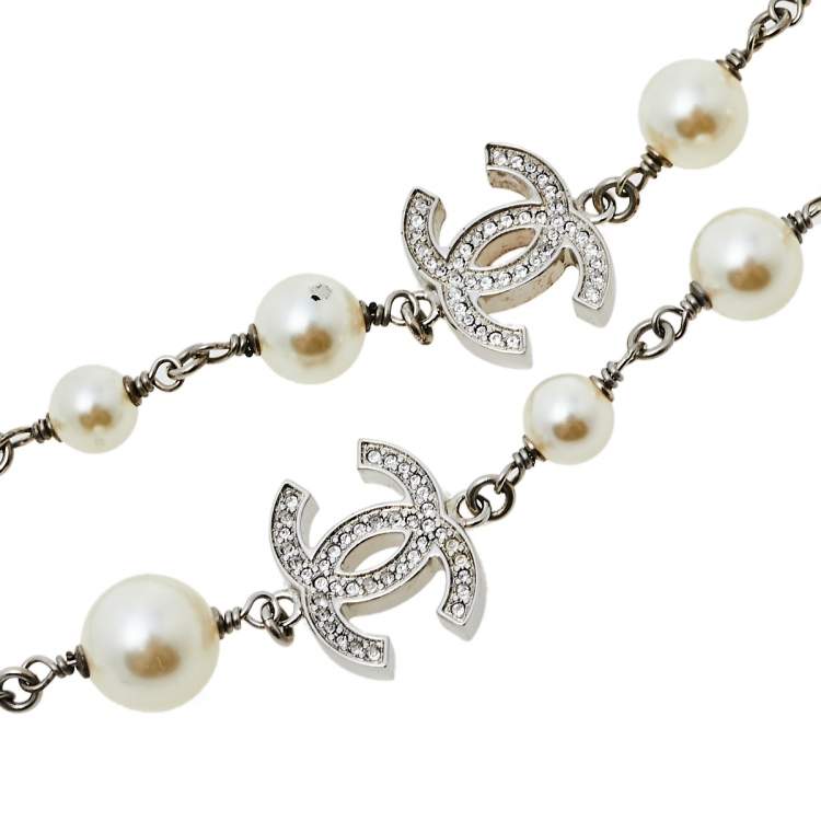 Pre Owned Chanel CC Faux Pearl Crystal Silver Tone Long Station Necklace