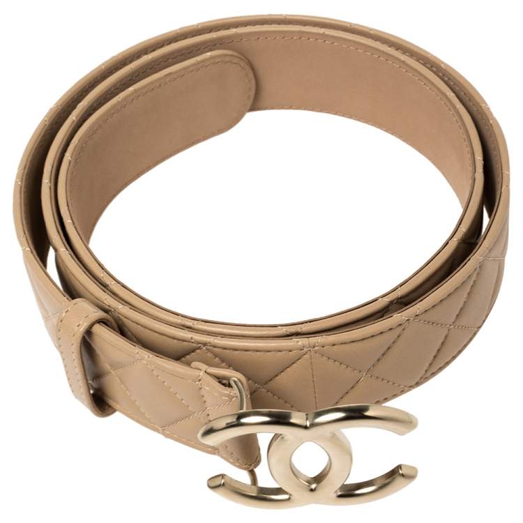 Pre Owned Chanel Beige Quilted Leather CC Buckle Belt 100CM