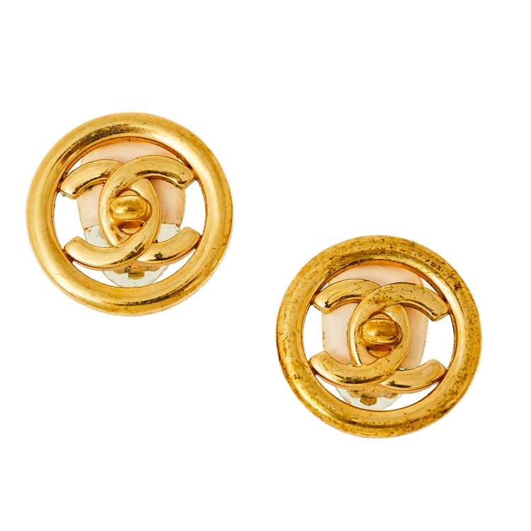 Pre Owned Chanel Vintage Gold Tone CC Turnlock Round Clip-On Earrings