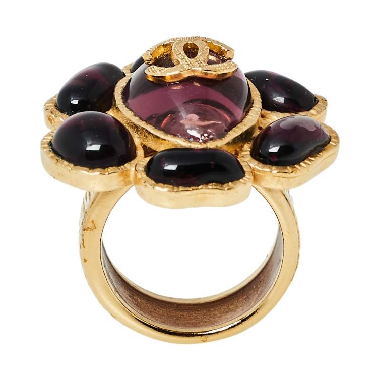 Pre Owned Chanel Plum Gripoix Gold Tone Floral Cocktail Ring Size EU 54