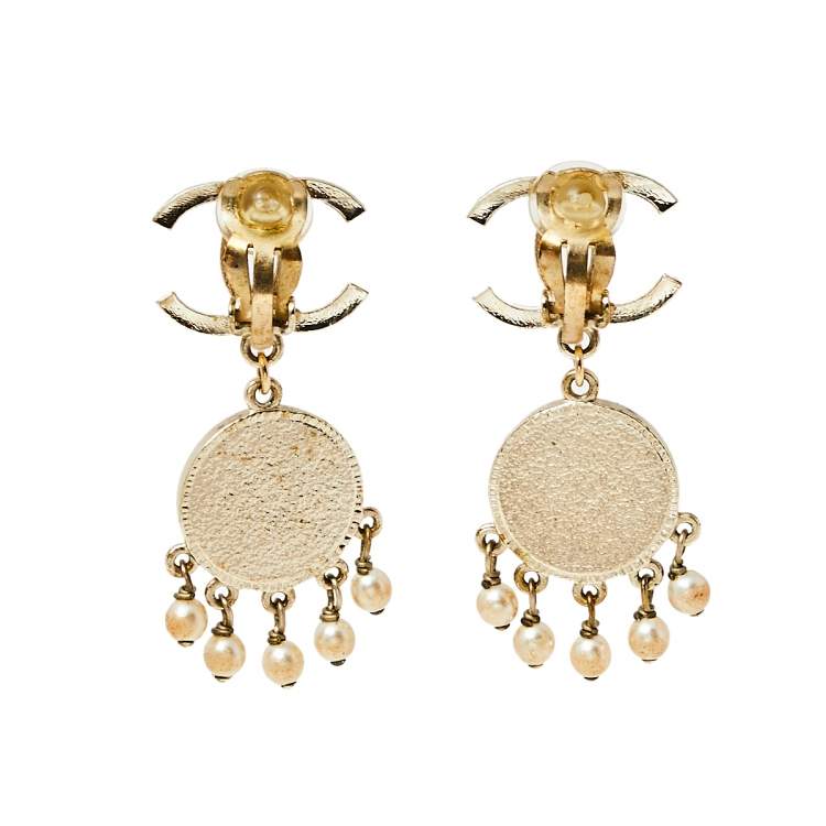 Pre Owned Chanel Pale Gold Tone Floral Gripoix Drop Clip-On Earrings