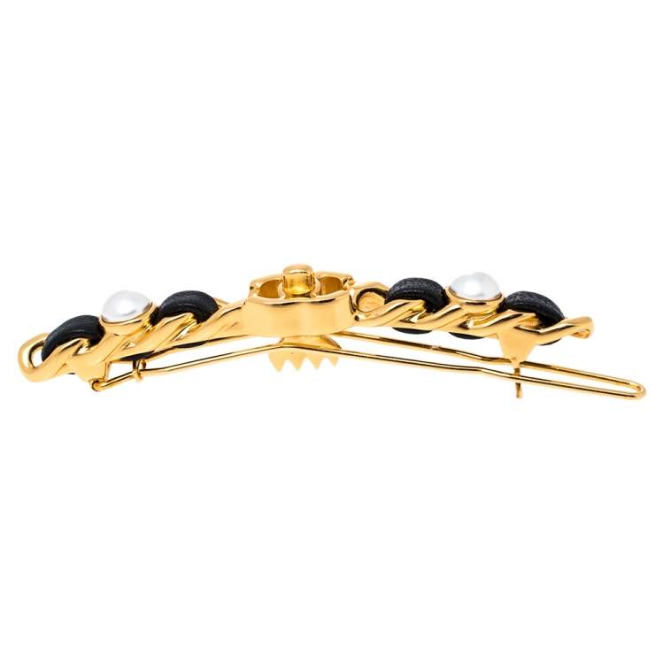 Pre Owned Chanel Gold Tone Black Leather Detail Turnlock Barrette