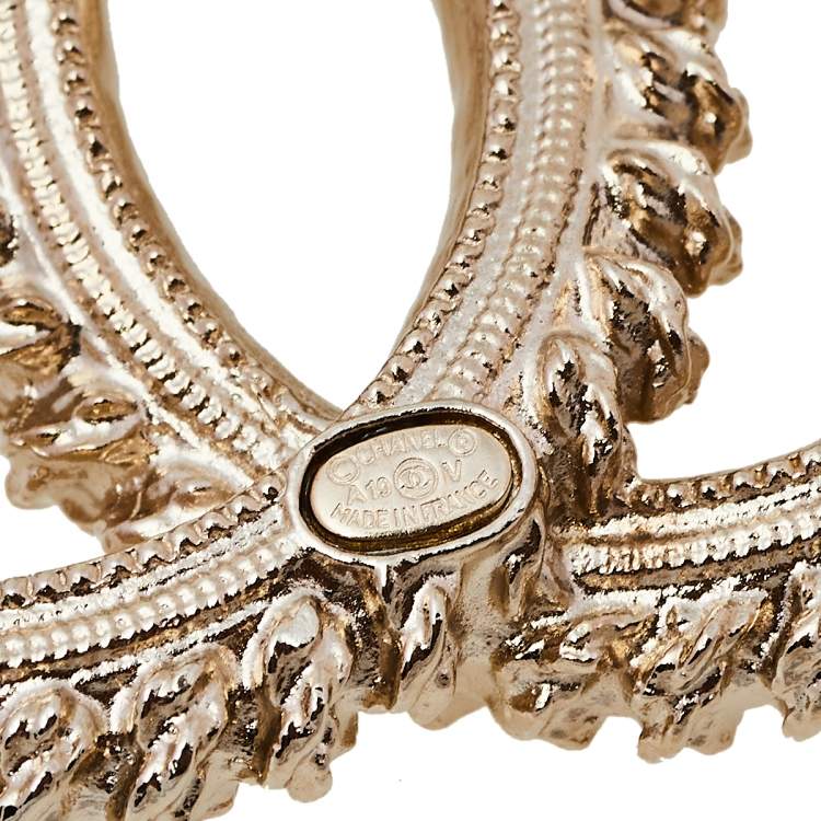 Pre Owned Chanel CC Textured Gold Tone Pin Brooch
