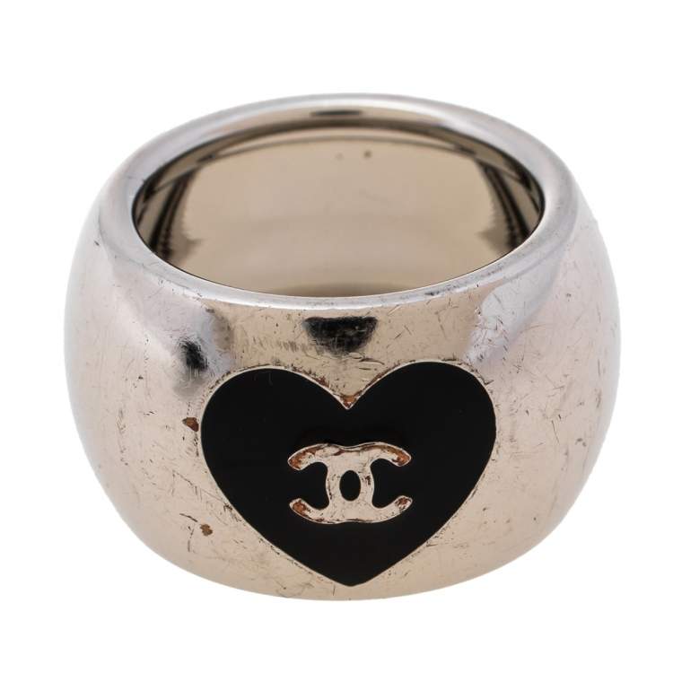 Pre Owned Chanel Black Resin Silver Tone Heart CC Logo Ring Size 55
