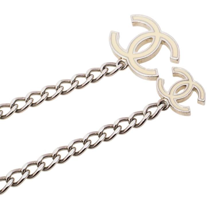 Pre Owned Chanel Silver Tone Enamel CC Charm Chain Belt