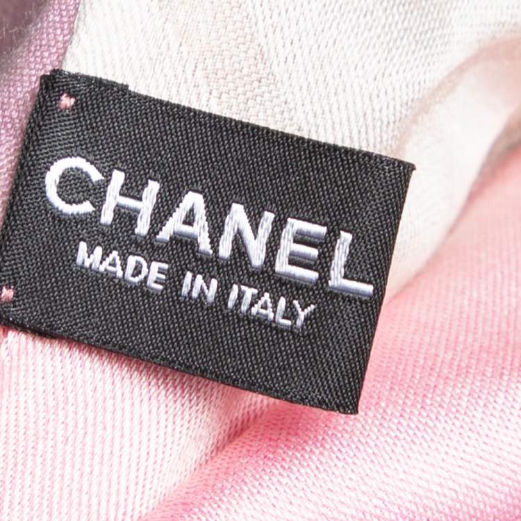 Pre Owned Chanel Beige & Pink Patterned Silk Cashmere Fringed Scarf 