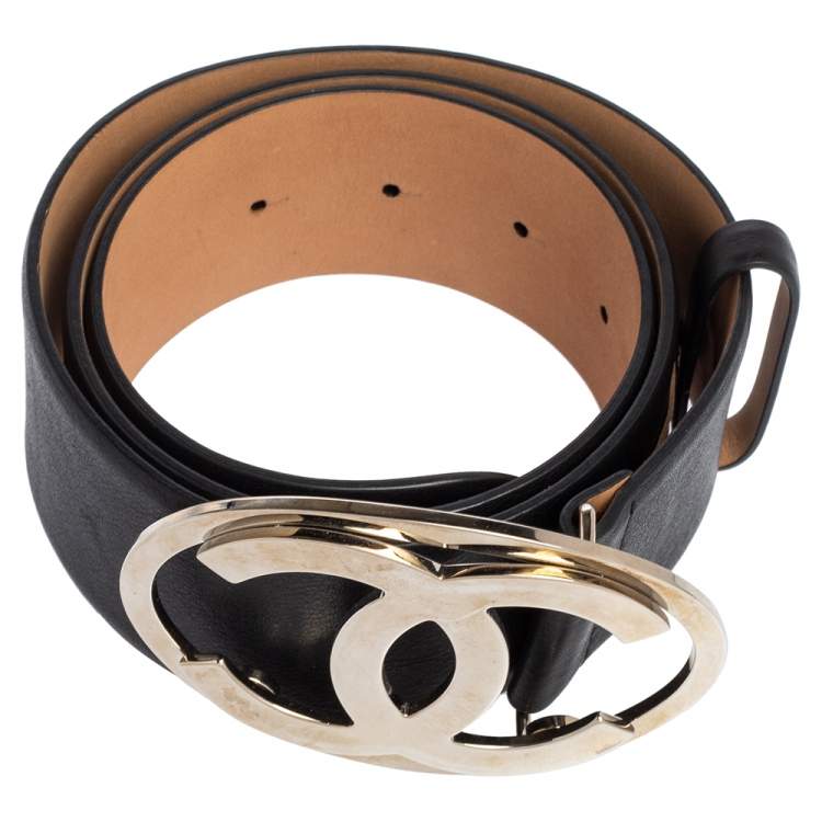 مملوكة مسبقًا Chanel Black Leather CC Belt Size 80 CM