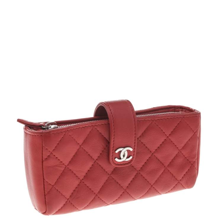 Pre Owned Chanel Red Quilted Leather CC Phone Holder Pouch