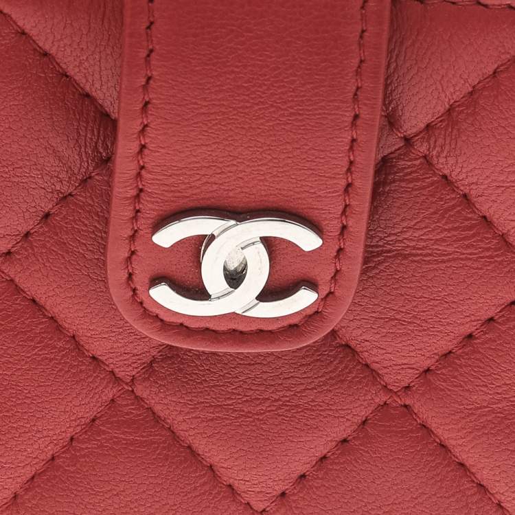 Pre Owned Chanel Red Quilted Leather CC Phone Holder Pouch