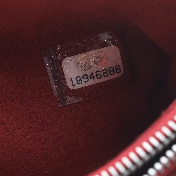 Pre Owned Chanel Red Quilted Leather CC Phone Holder Pouch