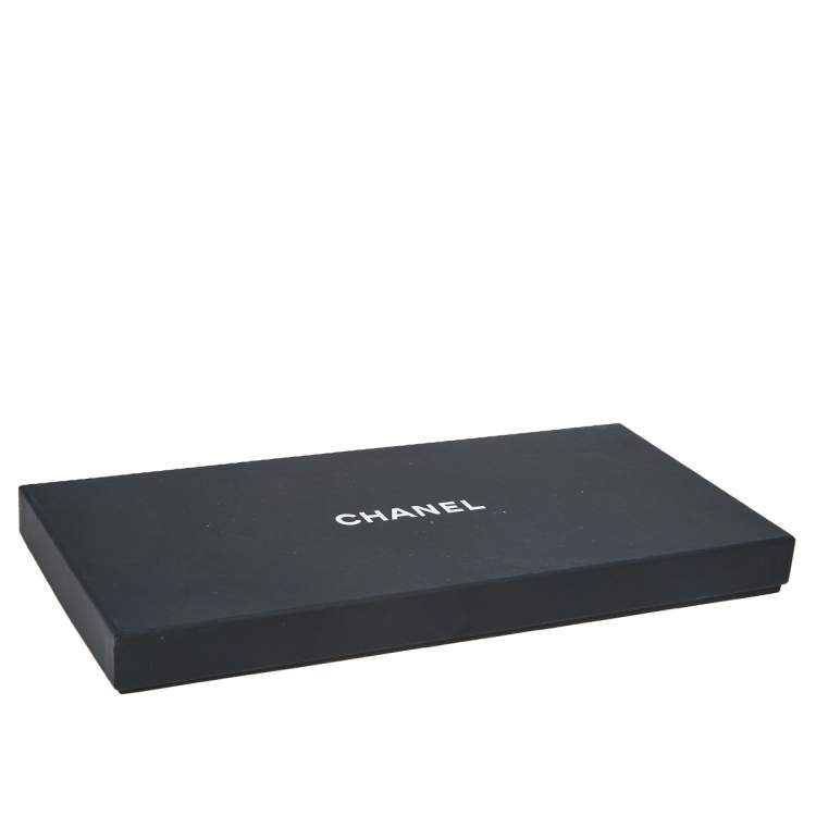 Pre Owned Chanel Silver Tone Crystal Logo Chain Belt