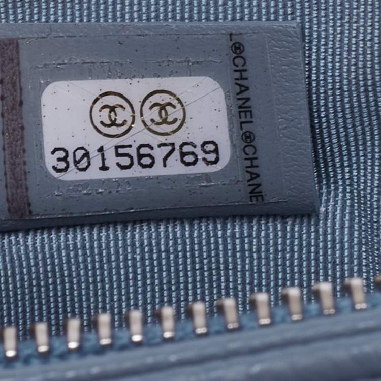 Pre Owned Chanel Blue Quilted Caviar Leather Phone Holder Crossbody Bag