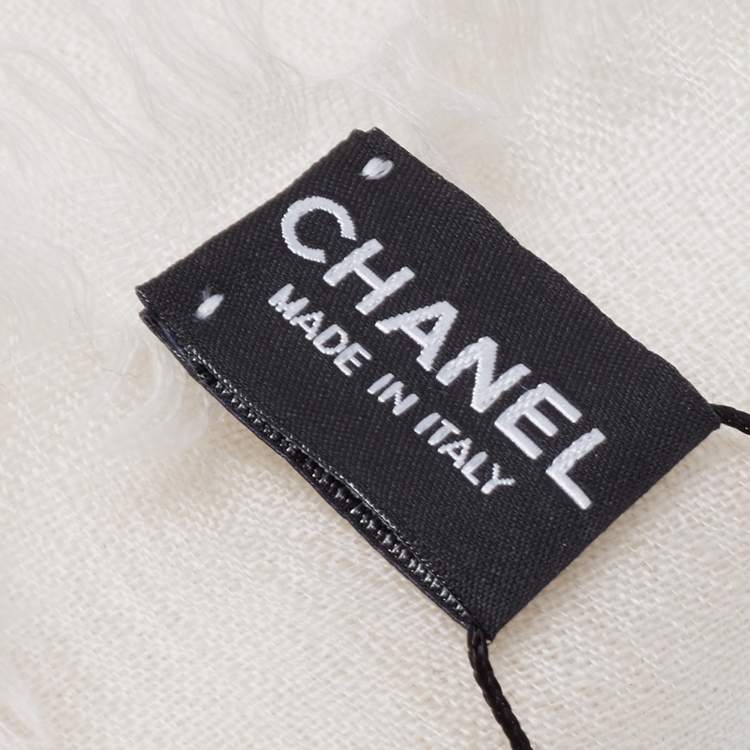 Pre Owned Chanel Ivory Printed Cashmere Fringed Stole 