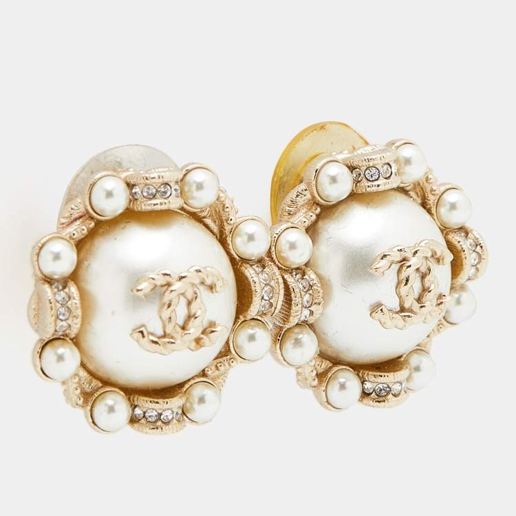 Sold at Auction: CHANEL - P21 C CC Logo Faux Pearl Drop Strass Crystal Gold  Silver Earrings