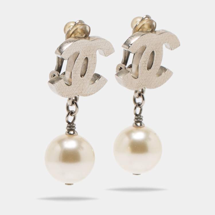 Chanel Gold Tone Quilt CC Pearl Drop Earrings Chanel