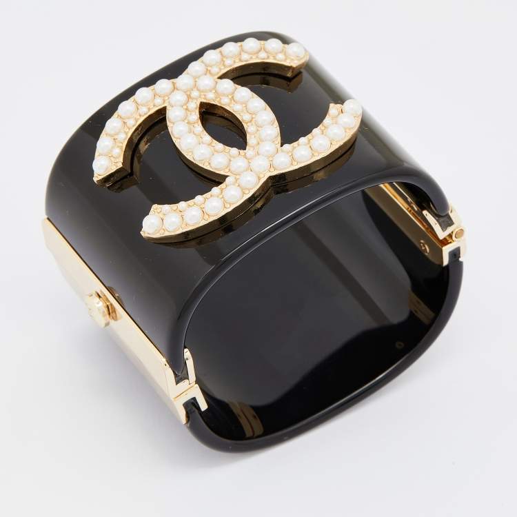 Chanel Black CC Crystal Cuff Bracelet | Crystal cuff bracelet, Chanel cuff, Chanel  cuff bracelet