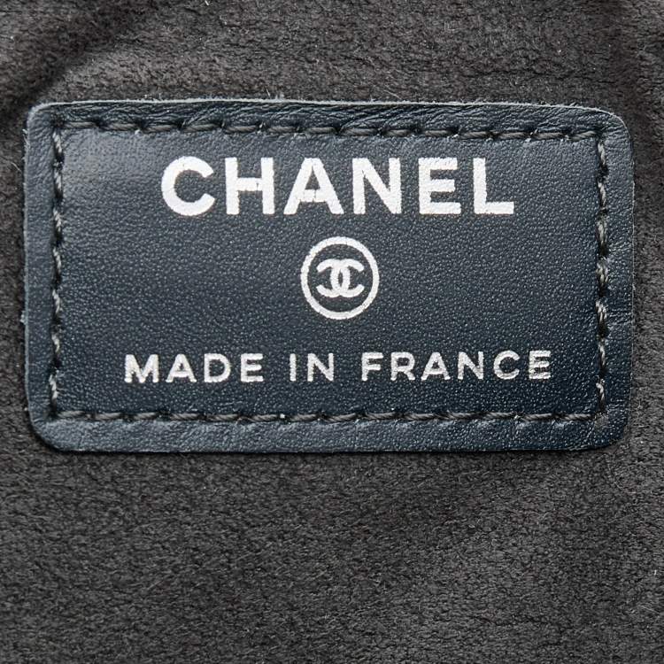Pre Owned Chanel Blue Quilted Leather Reissue CC Phone Pouch