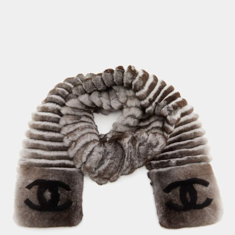 Pre Owned Chanel Brown Orylag Fur & Cashmere CC Stole