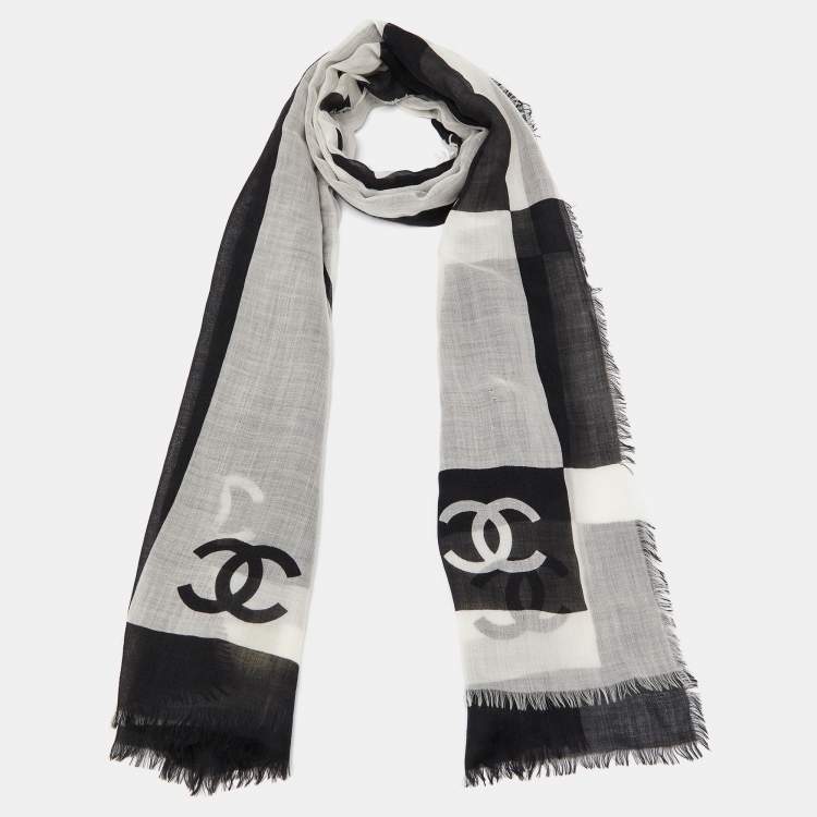Chanel Black & White 31 Rue Cambon Lightweight Cashmere Scarf Chanel
