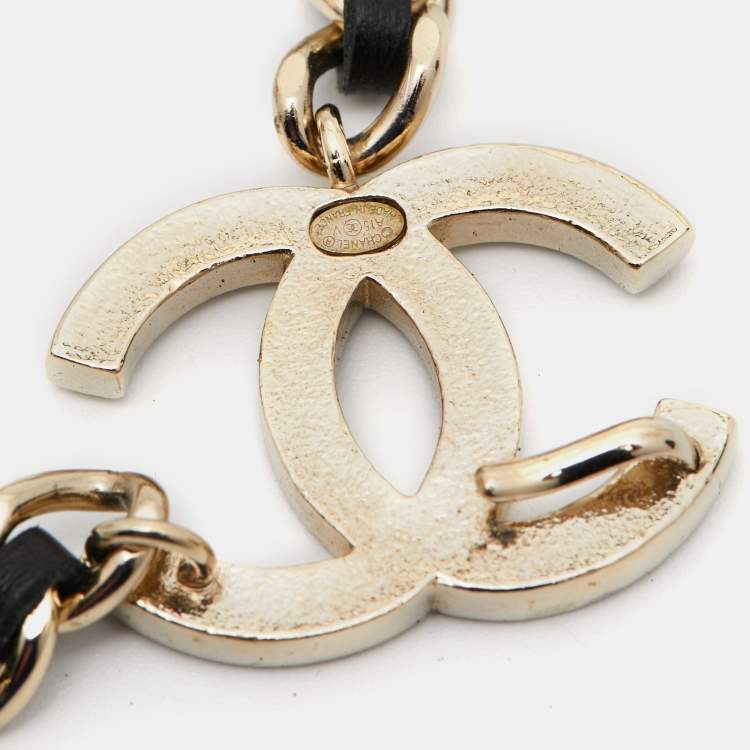 Pre Owned Chanel CC Enamel Leather Gold Tone Belt