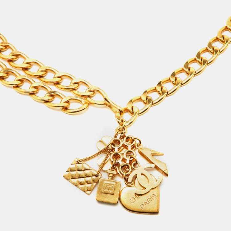 مملوكة مسبقًا Chanel Icon Gold Tone Charm Chain Belt