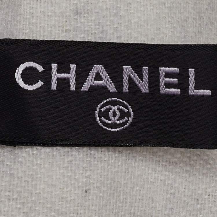 Pre Owned Chanel Ivory Coco Chanel Logo Silk & Cashmere Stole