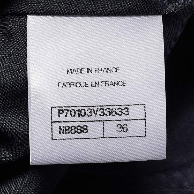مملوكة مسبقًا Chanel Navy Blue Tweed Logo Tape Trim Capri Pants S