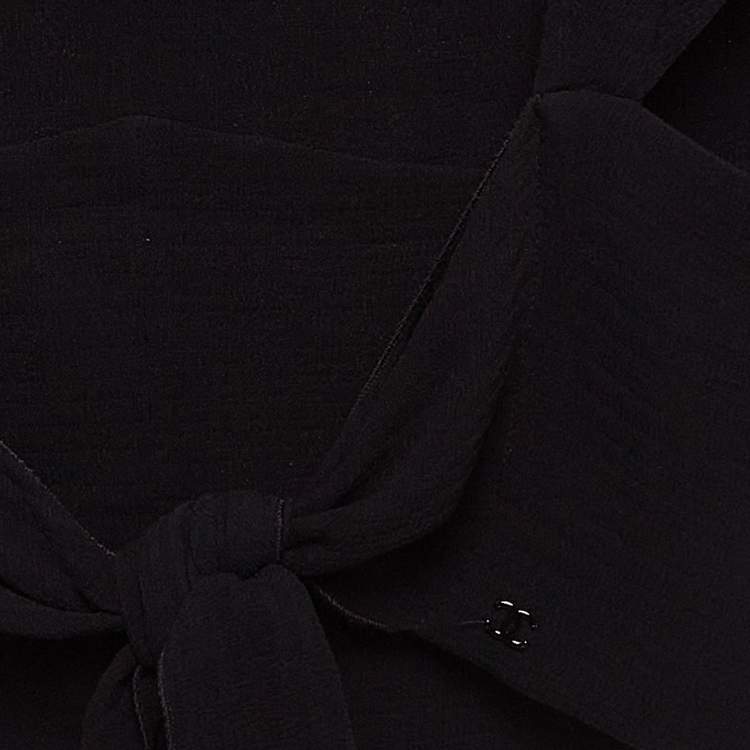 Pre Owned Chanel Black Textured Crepe Front Tie Detail Crop Top M