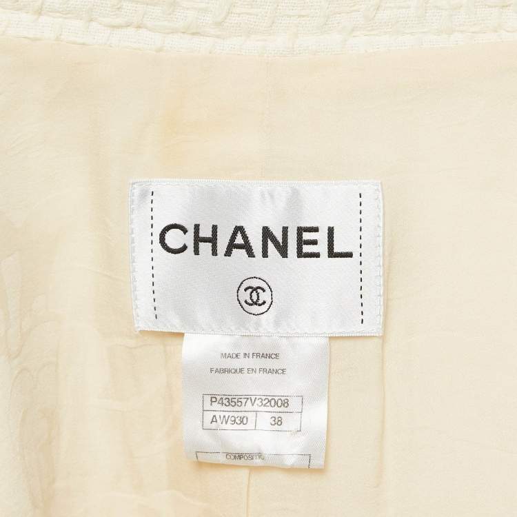 Pre Owned Chanel White Textured Cotton Pearl Button Detail Zip-Up Jacket M