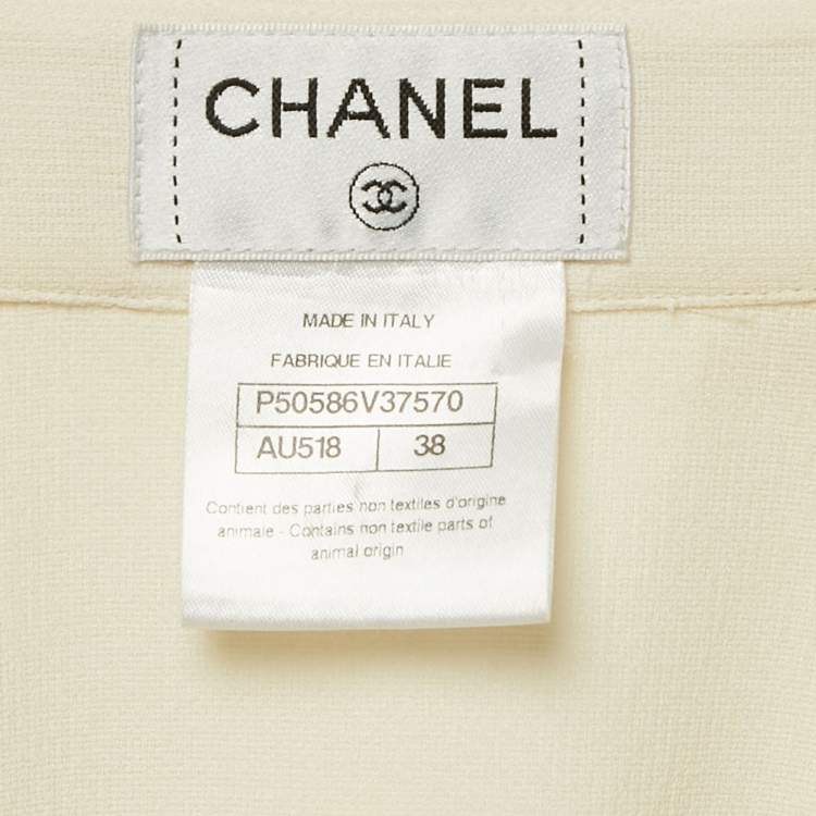 مملوكة مسبقًا Chanel White Silk Long Sleeve Asymmetric Shirt M